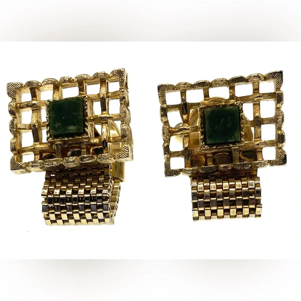 Vintage Gold Tone Lattice Mesh Wrap Around Mesh CuffLinks with Green Stone